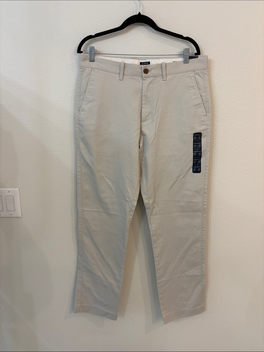 J. Cree Men’s Chinos in Light Beige New With Tags. Size 33x32